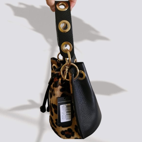 Antonella Ferrante Handbags - NWT Antonella Ferrante Leopard Print Leather Bucket Bag Removable Chain Strap